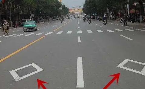 道路劃線(xiàn)，車(chē)位劃線(xiàn)，停車(chē)位劃線(xiàn)