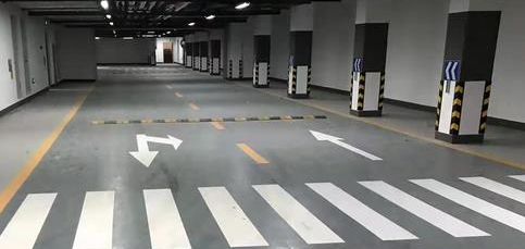 停車位劃線不清晰，如何合理停車？