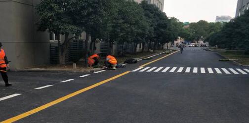 蘇州醫(yī)院道路劃線標(biāo)準(zhǔn)？提高行車安全