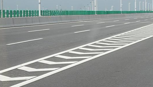 蘇州道路劃線標(biāo)線施工隊？  找飛揚市政