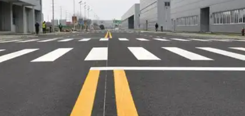 蘇州工廠車間劃線施工選哪家？專業(yè)團隊助力工廠規(guī)范生產(chǎn)