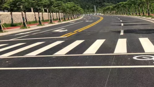 蘇州廠區(qū)停車場車位劃線哪家好？專業(yè)團隊為您定制方案
