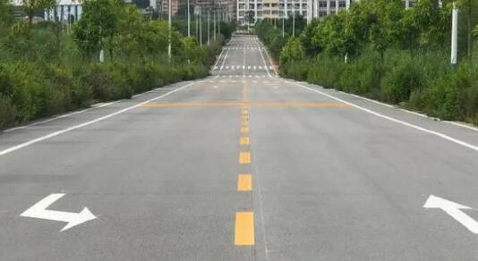 蘇州廠區(qū)劃線，自有施工團隊打造安全高效廠區(qū)